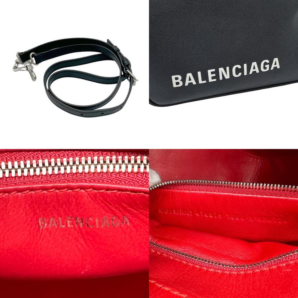 Balenciaga Triangle Duffle Crossbody Bag Leather Black - Picture 5 of 5